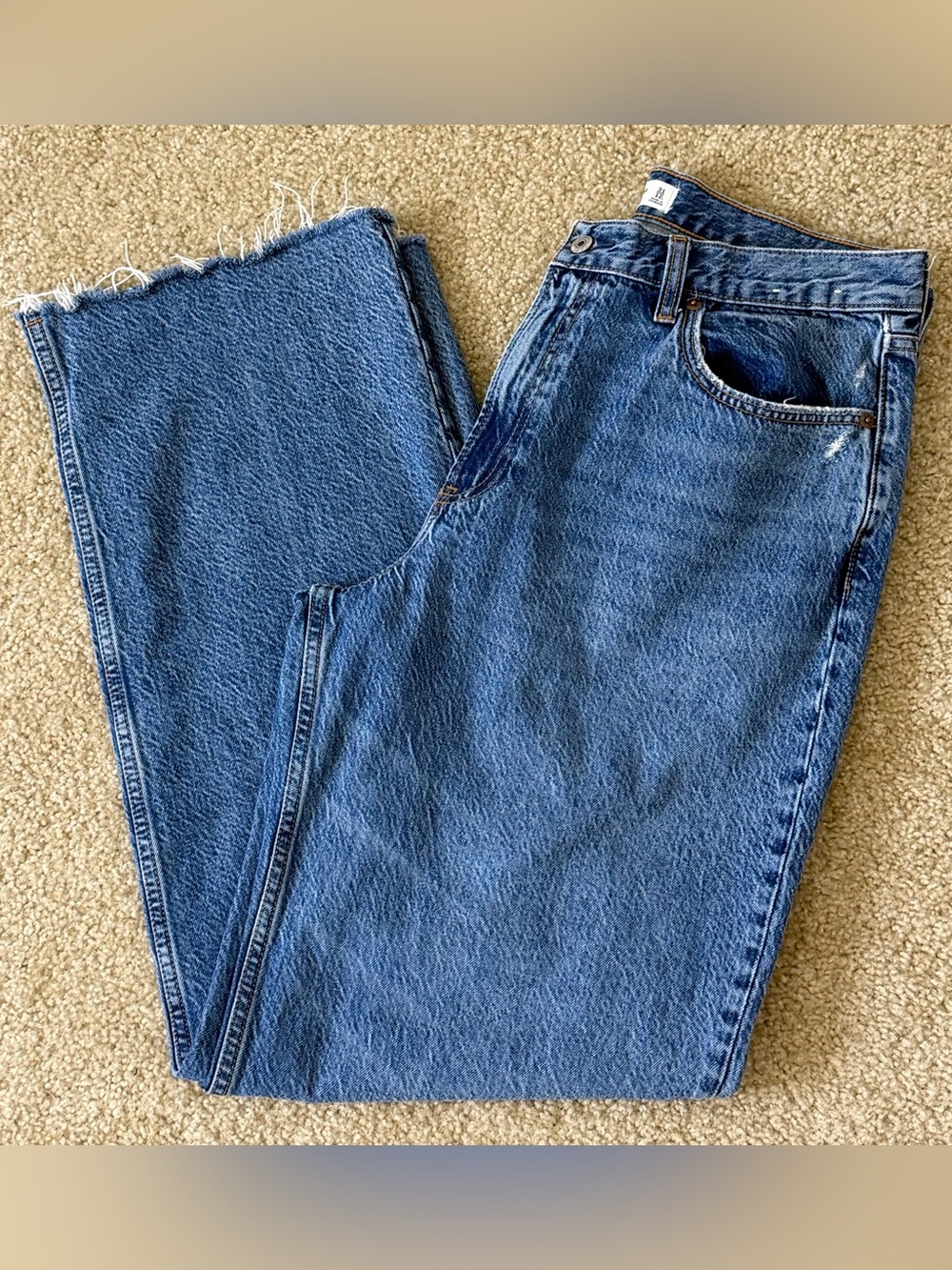 Abercrombie & Fitch High-Rise Straight Leg Jeans - Blue